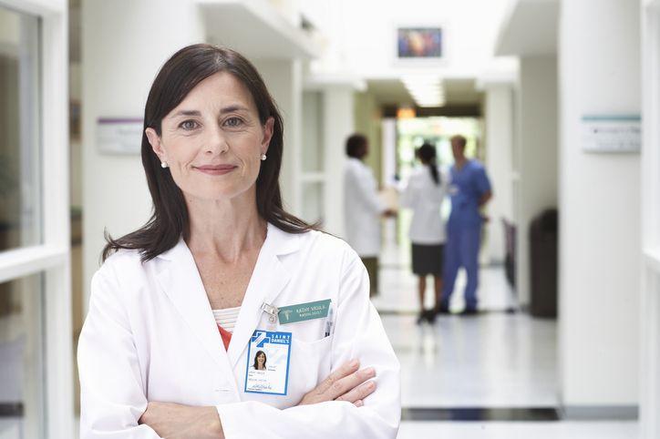 uśmiechnięta Pani doktor